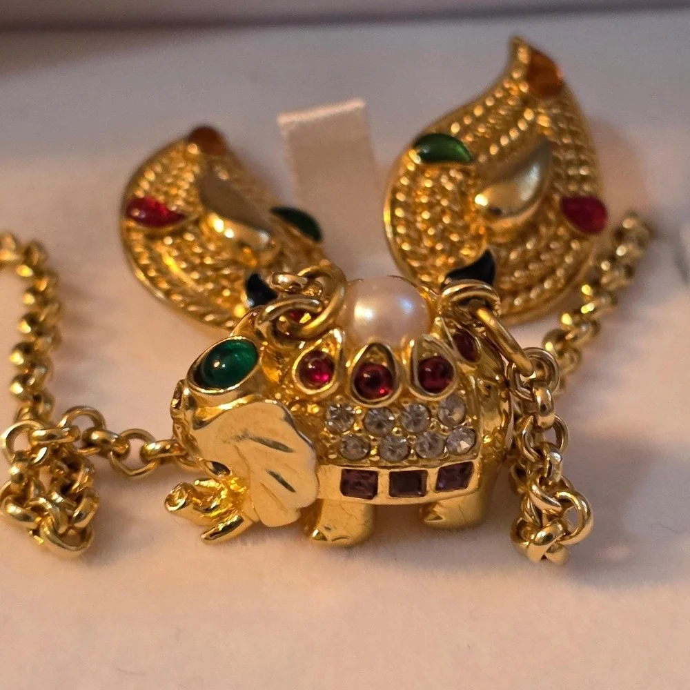 Joan Rivers Jewels of India Elephant Necklace‎ & Avon Earrings Set Vtg